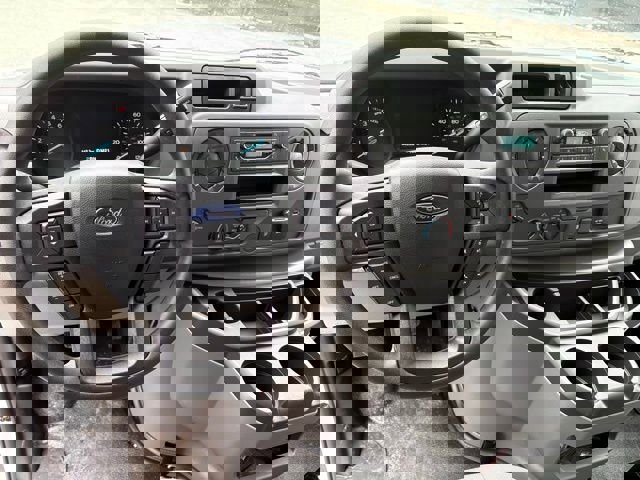 New 2026 Ford E-450 and Econoline 450 Super Duty w/ Power Equipment Group RWD image 30