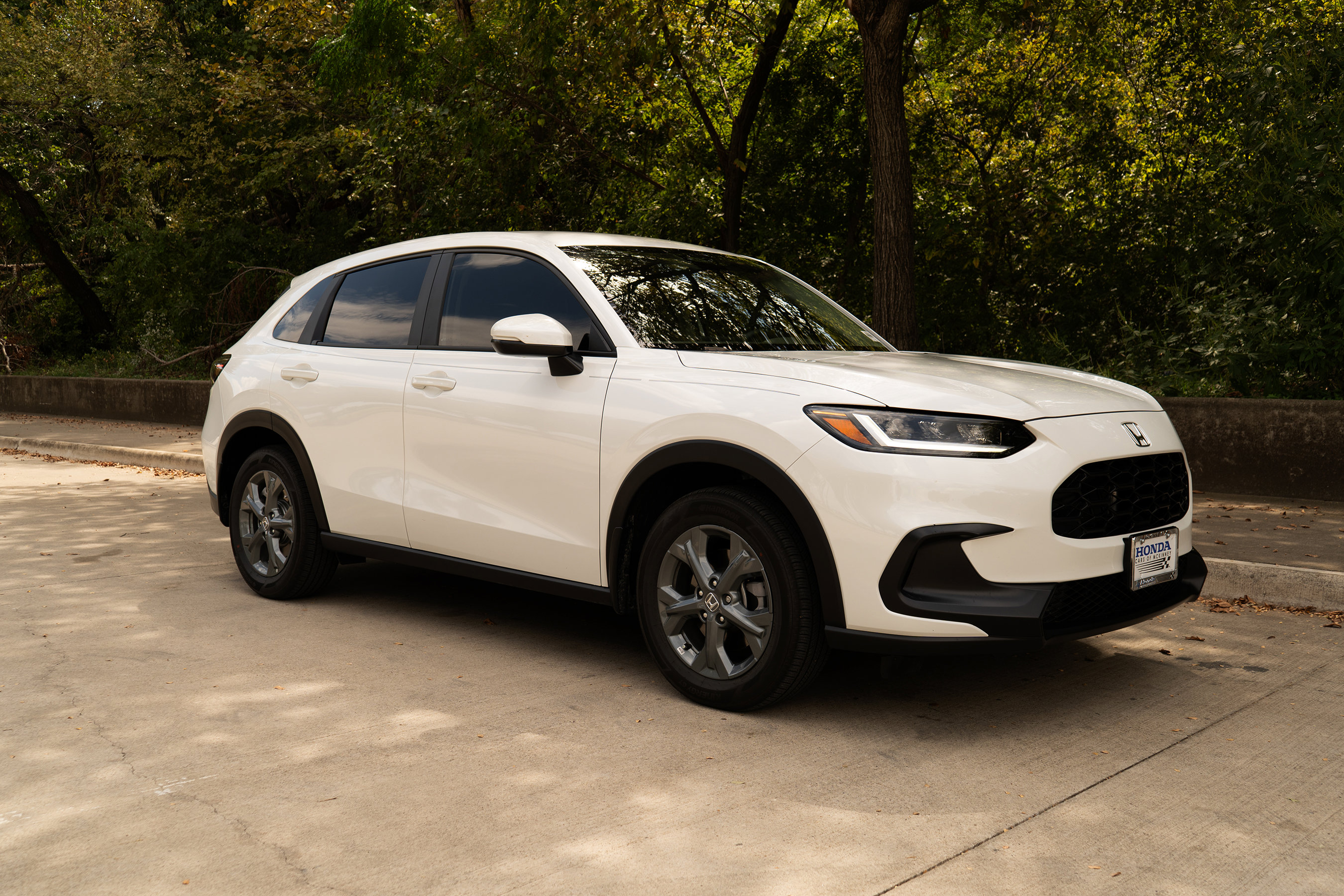 Certified 2026 Honda HR-V LX image 2