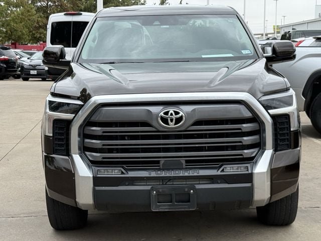 Used 2024 Toyota Tundra Limited w/ Power Package AWD/4WD image 7