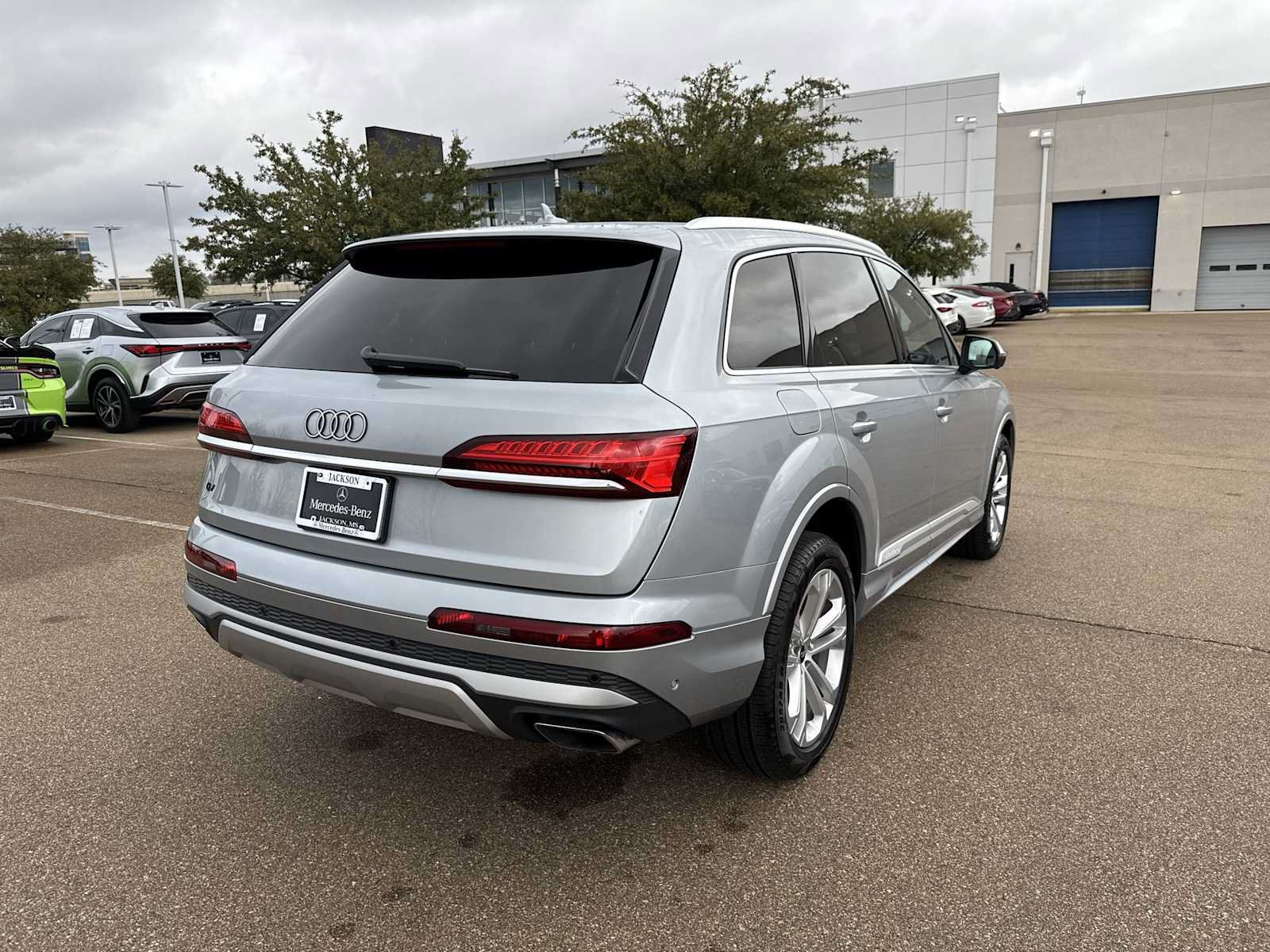 Used 2025 Audi Q7 3.0T Premium Plus AWD/4WD image 6