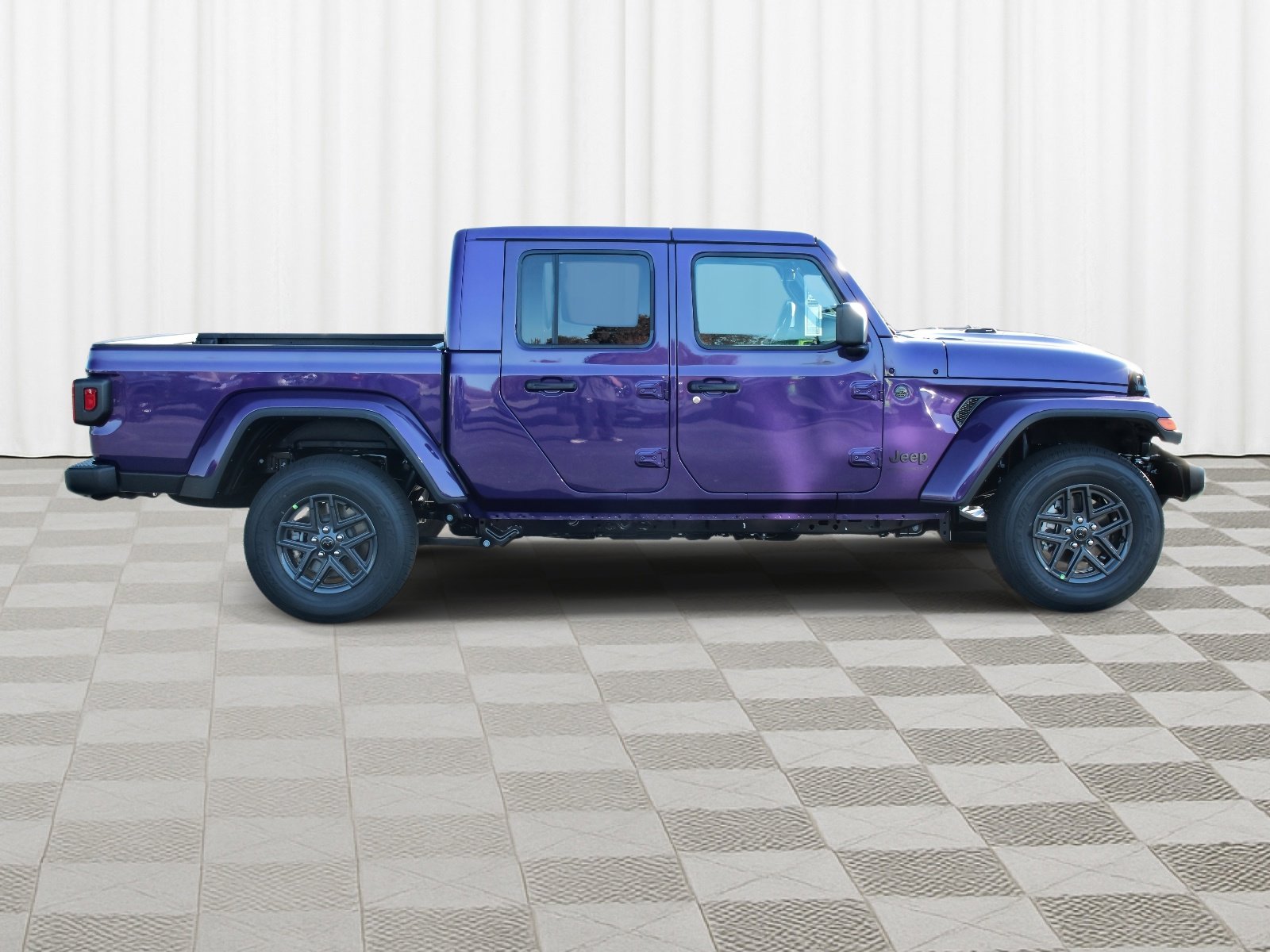 New 2026 Jeep Gladiator Sport image 30