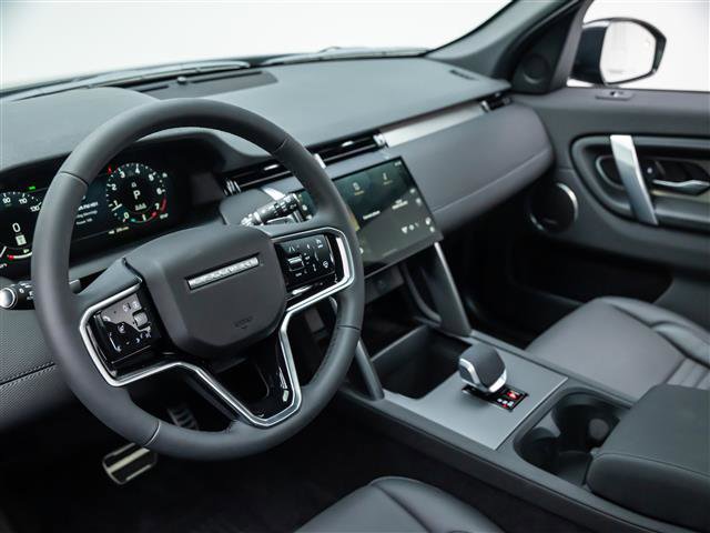 New 2026 Land Rover Discovery Sport Landmark image 16