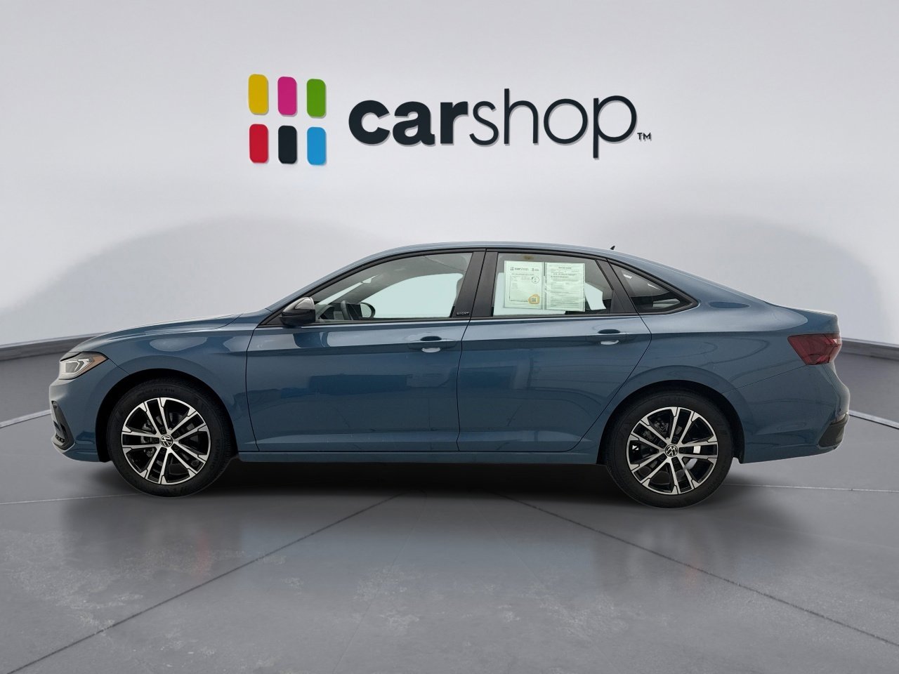 Used 2025 Volkswagen Jetta Sport image 2