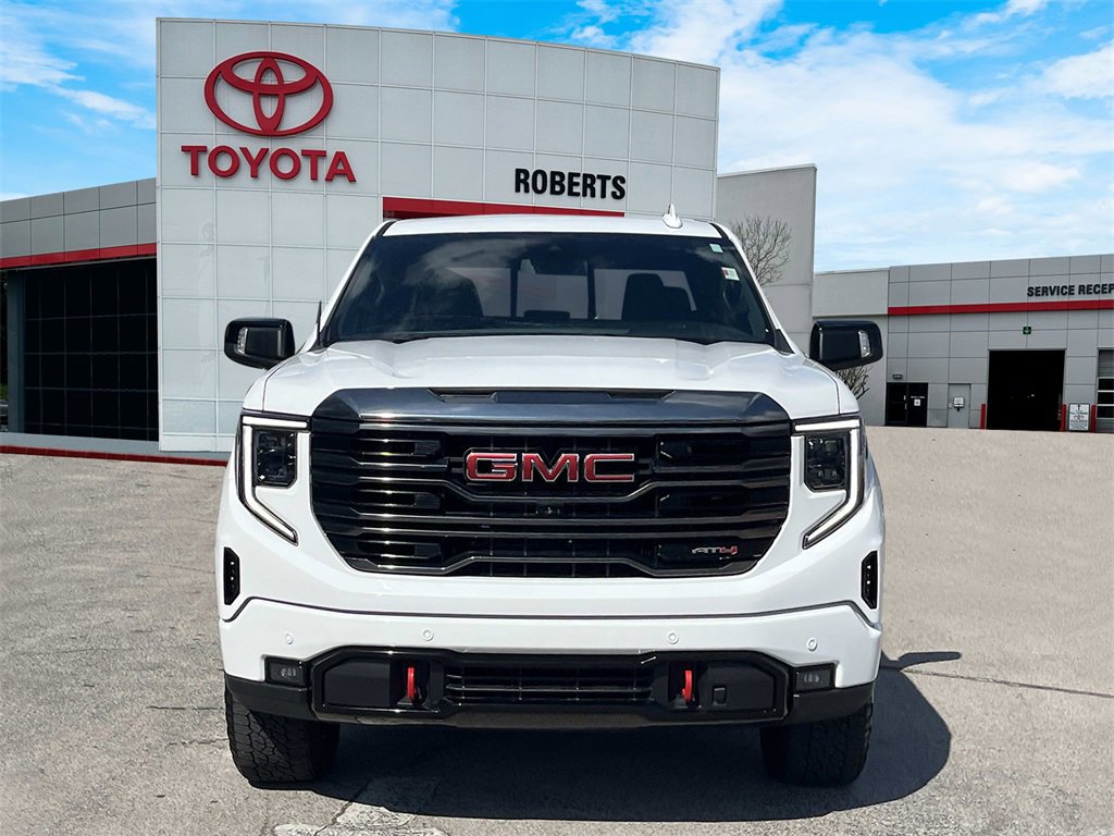 Used 2023 GMC Sierra 1500 AT4 w/ AT4 Preferred Package image 2