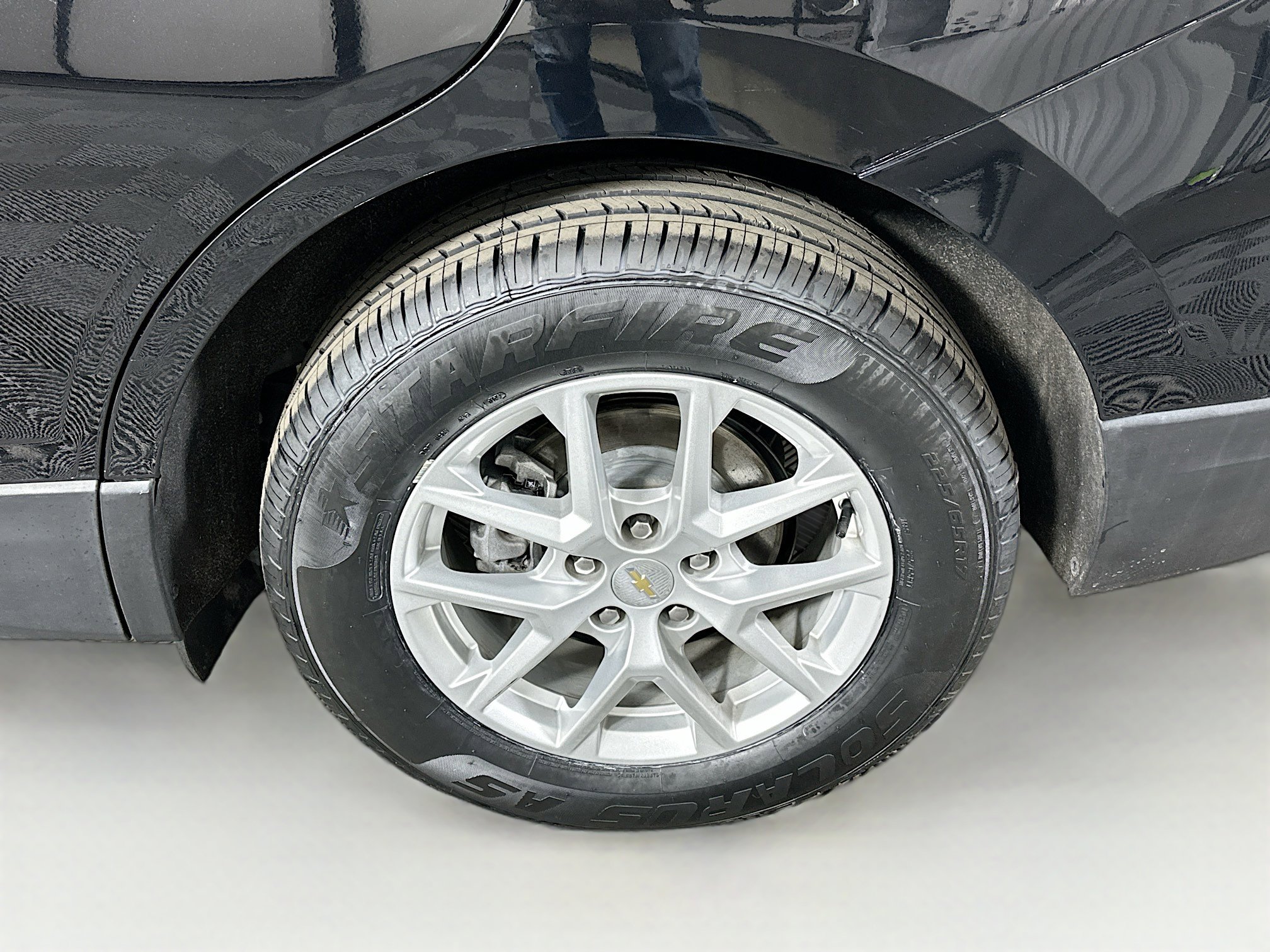 Used 2023 Chevrolet Equinox LS image 11