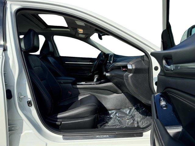 Used 2022 Nissan Altima 2.5 SL AWD/4WD image 48