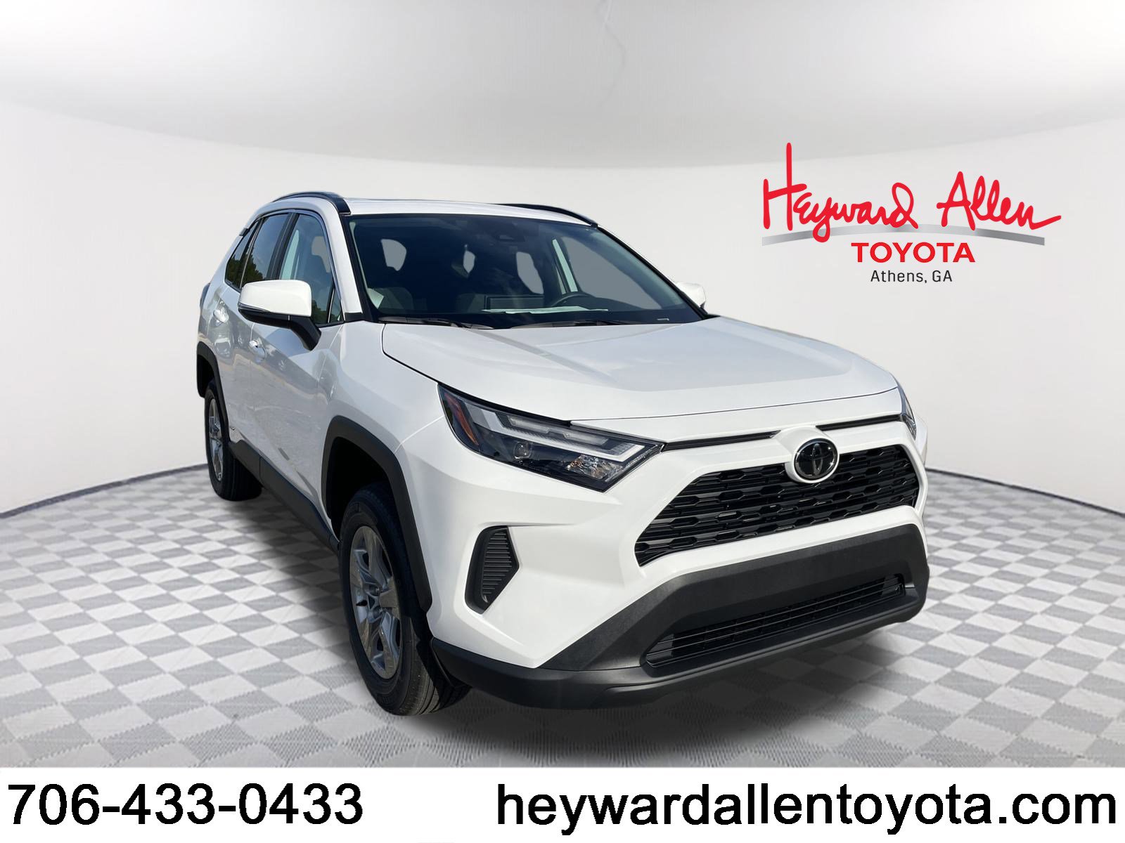 New 2025 Toyota RAV4 XLE