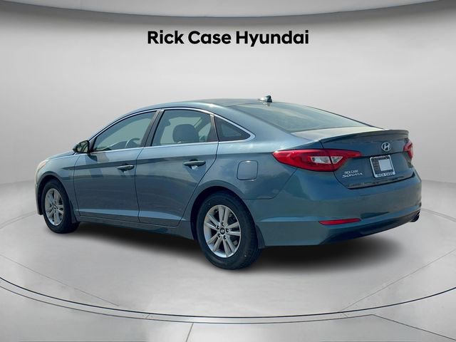 Used 2015 Hyundai Sonata SE w/ Option Group 09 image 6