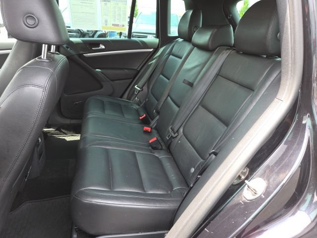 Used 2015 Volkswagen Tiguan R-Line FWD image 11