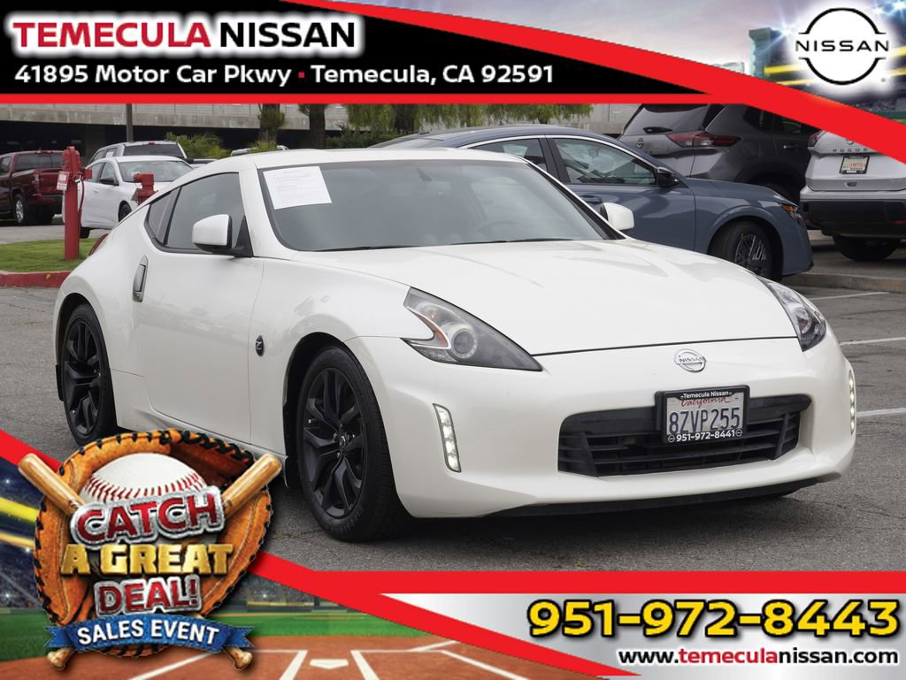 Used 2020 Nissan 370Z Coupe RWD image 1