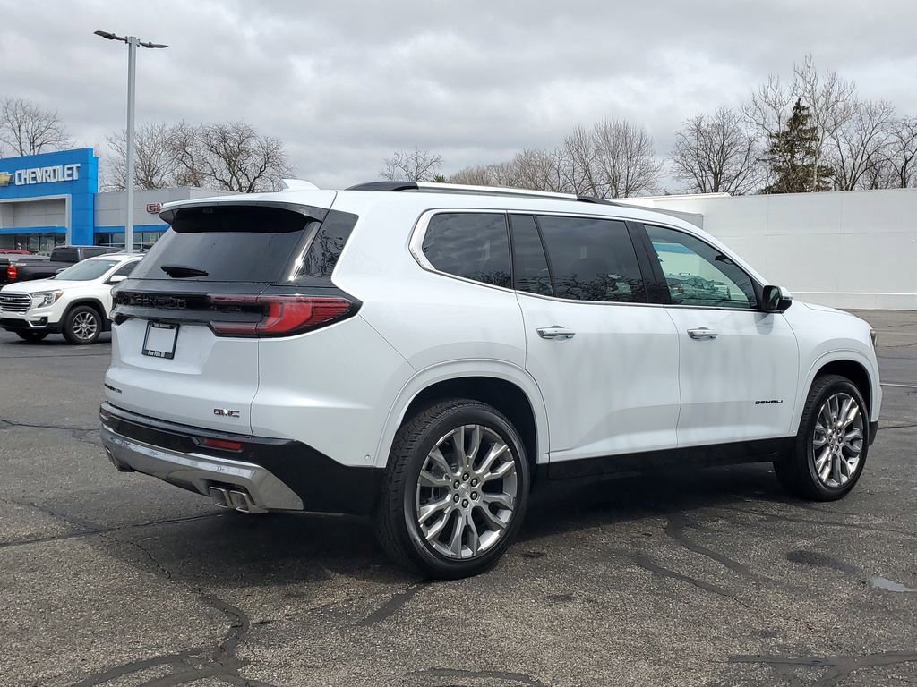 New 2026 GMC Acadia Denali w/ Super Cruise Package image 3