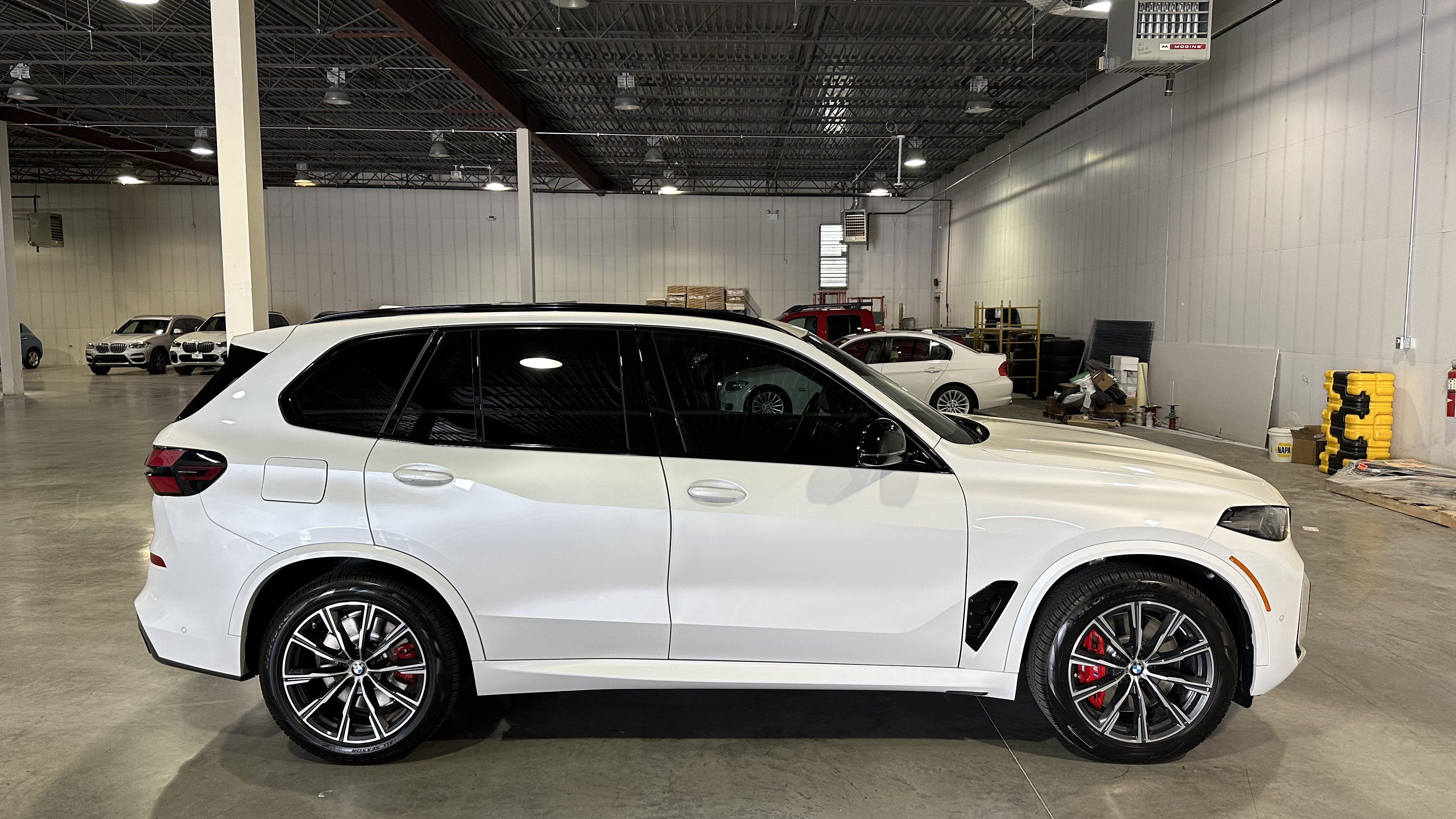 New 2026 BMW X5 M60i AWD/4WD image 11