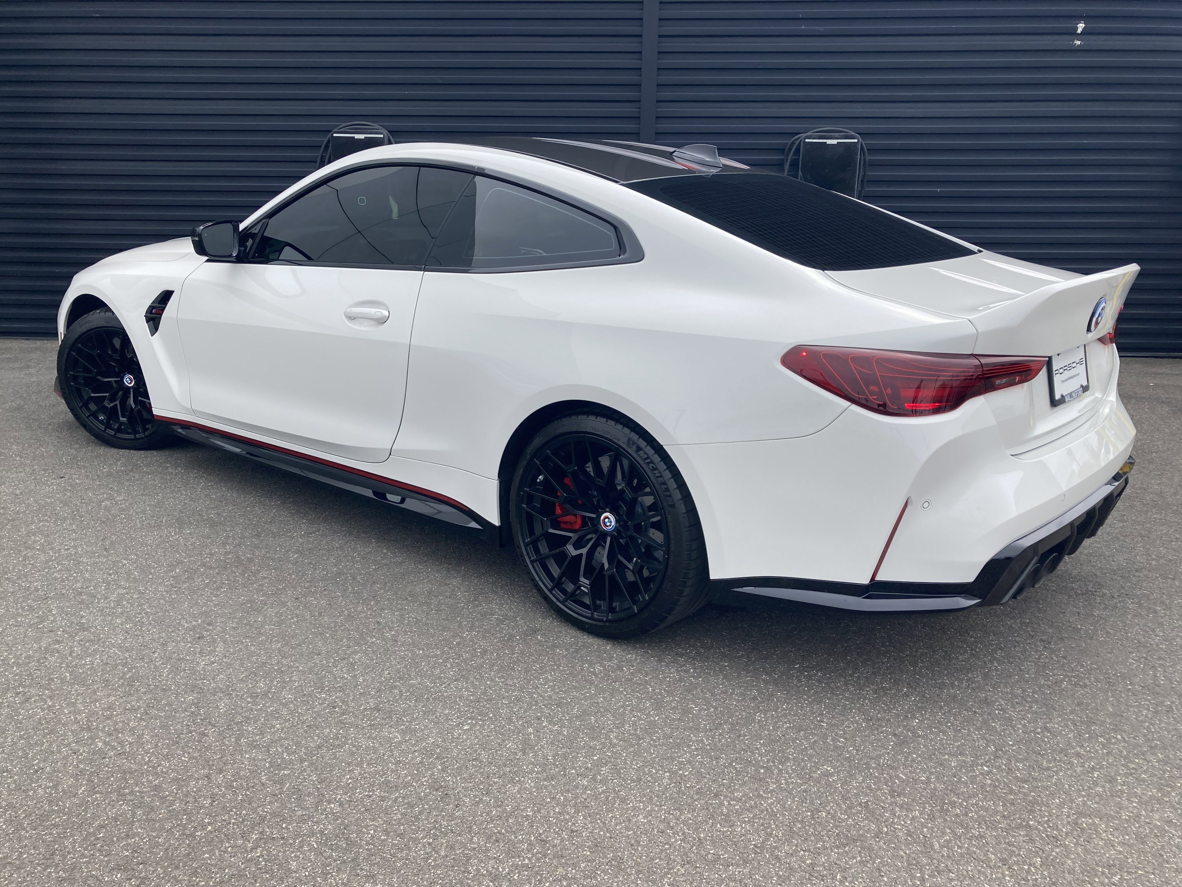 Used 2023 BMW M4 CSL RWD image 3