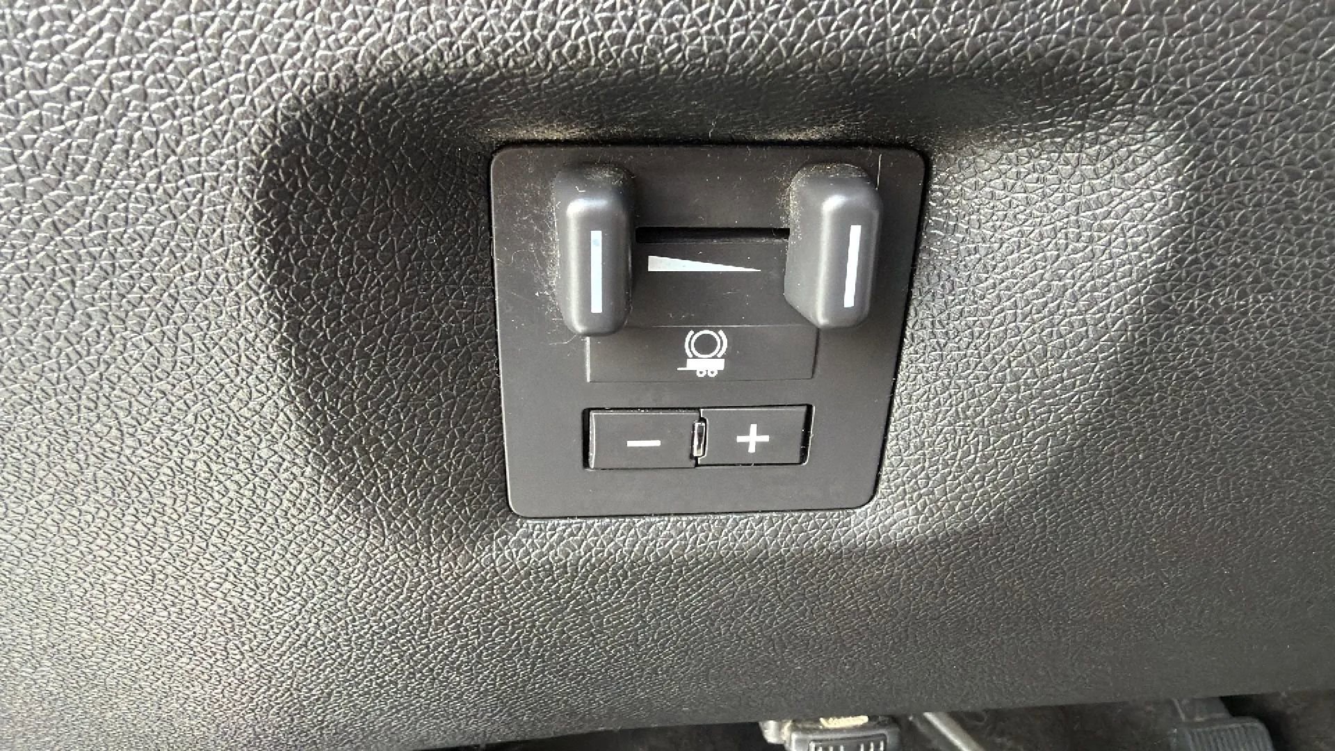 Used 2011 Chevrolet Silverado 3500 LTZ w/ Suspension Package, Off-Road image 23