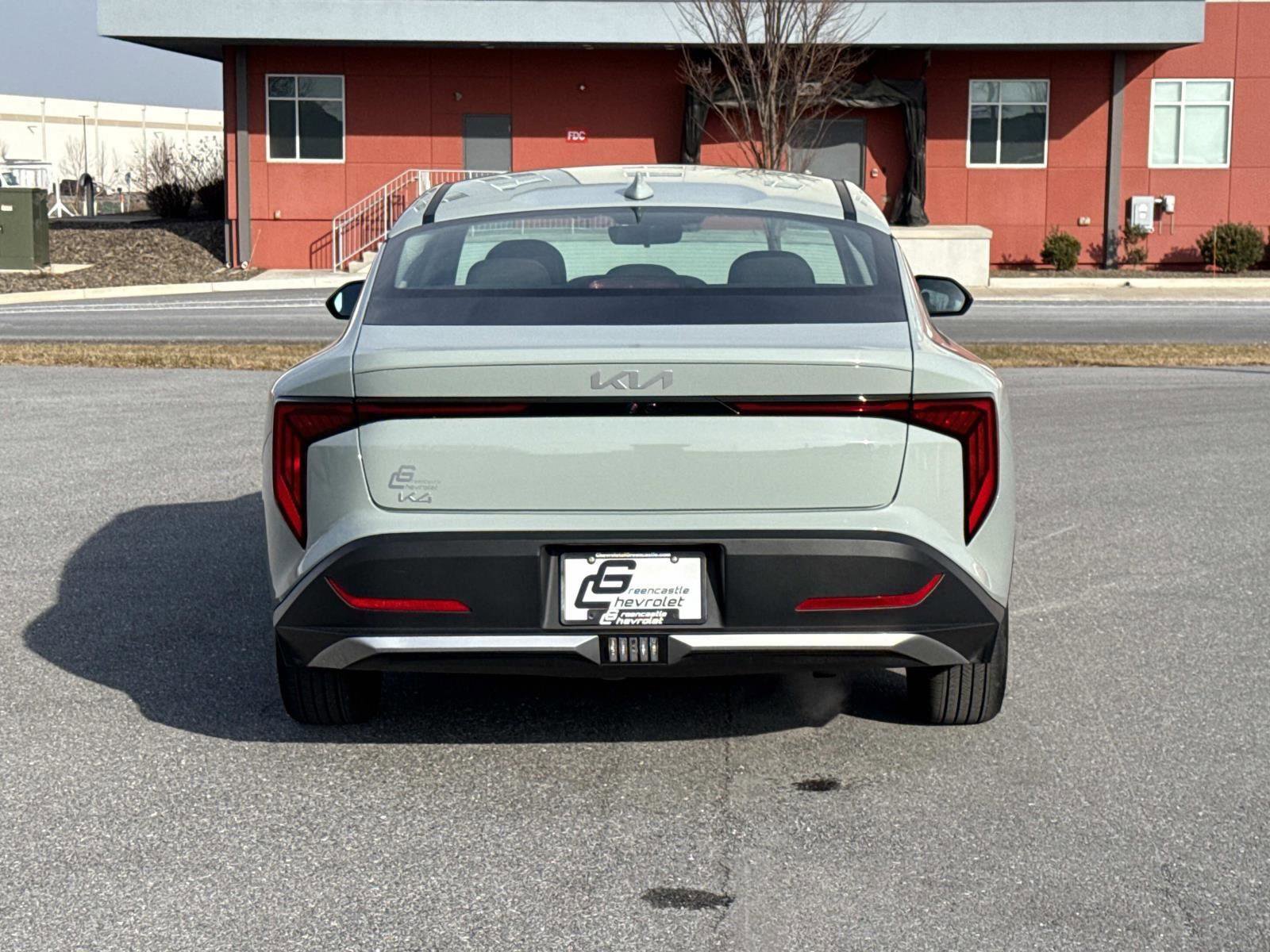 Used 2025 Kia K4 LXS image 25