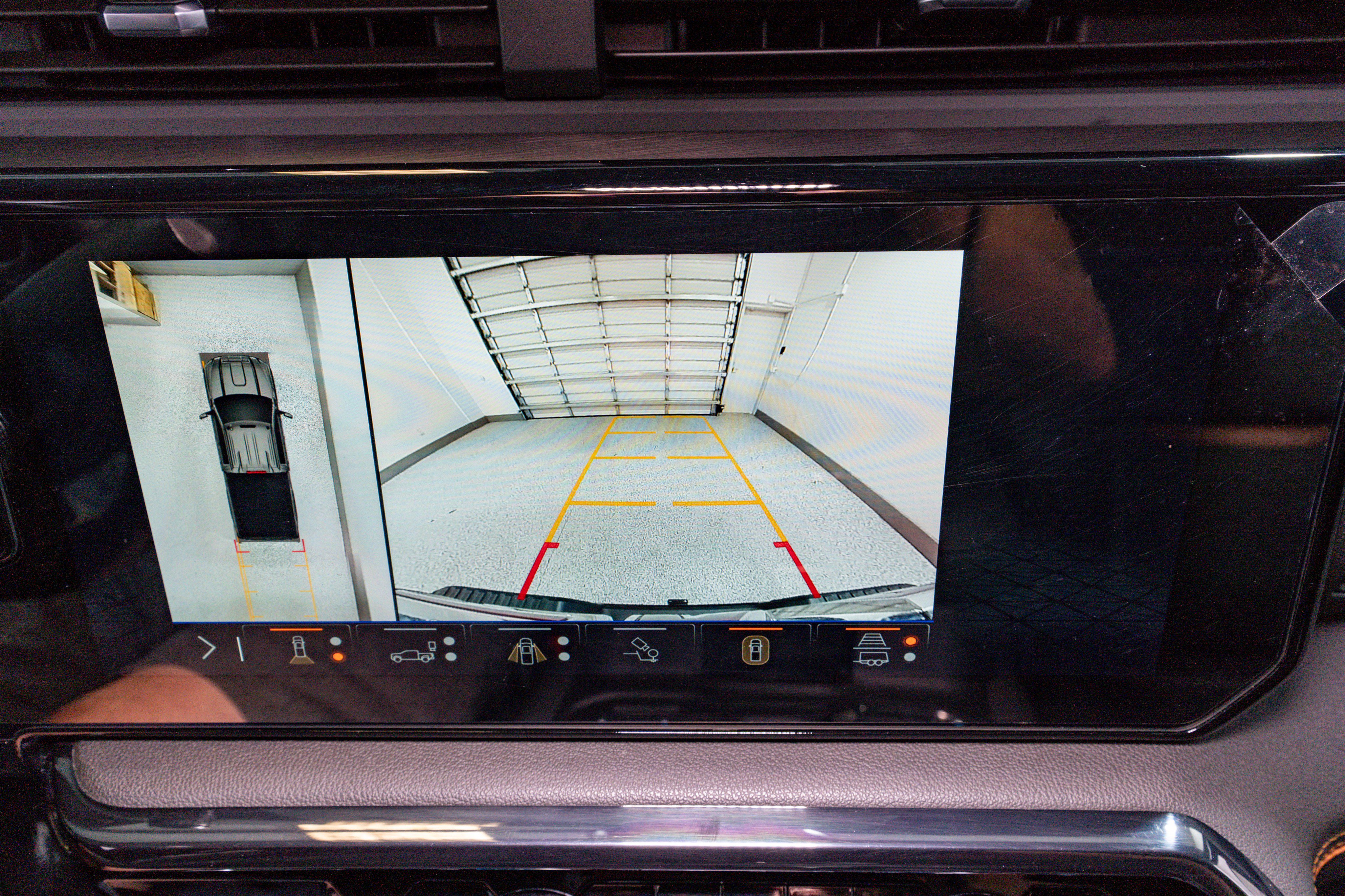 Used 2024 GMC Sierra 2500 AT4 w/ AT4 Preferred Package image 23