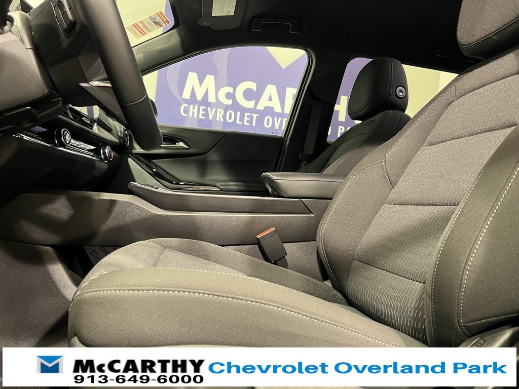 Used 2025 Chevrolet Equinox LT image 22