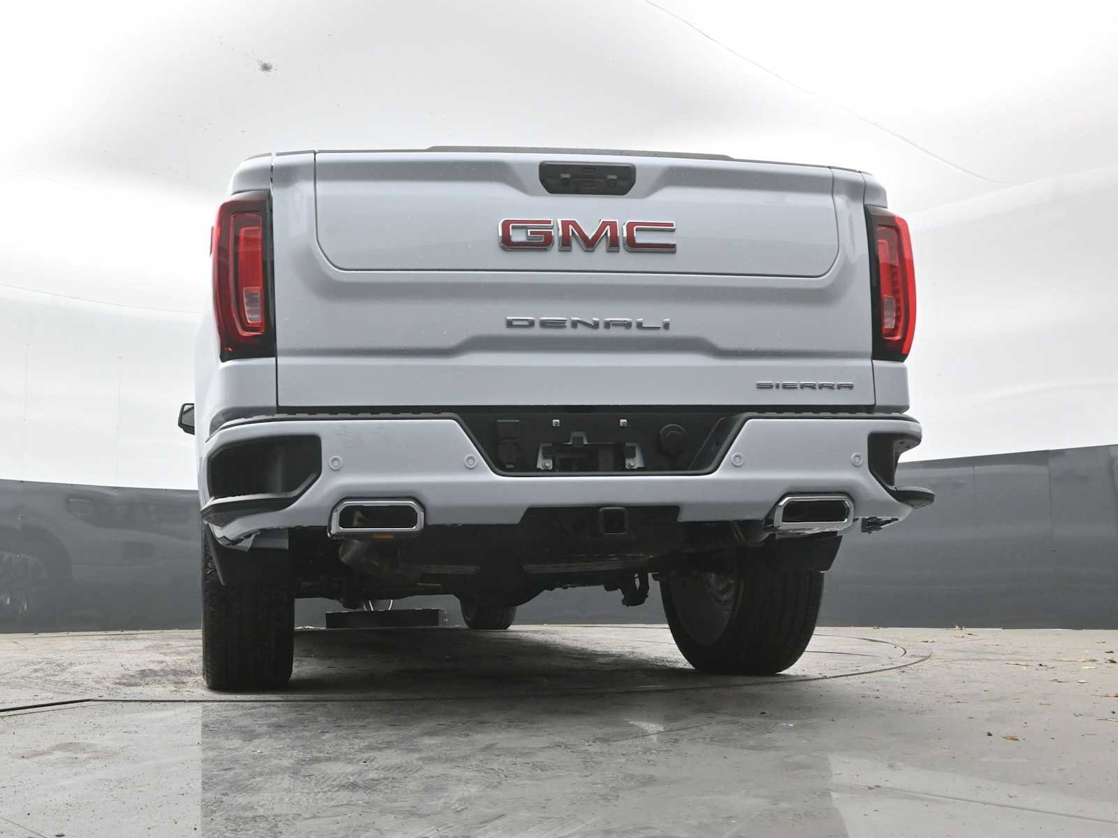 New 2026 GMC Sierra 1500 Denali w/ Denali Reserve Package AWD/4WD image 31