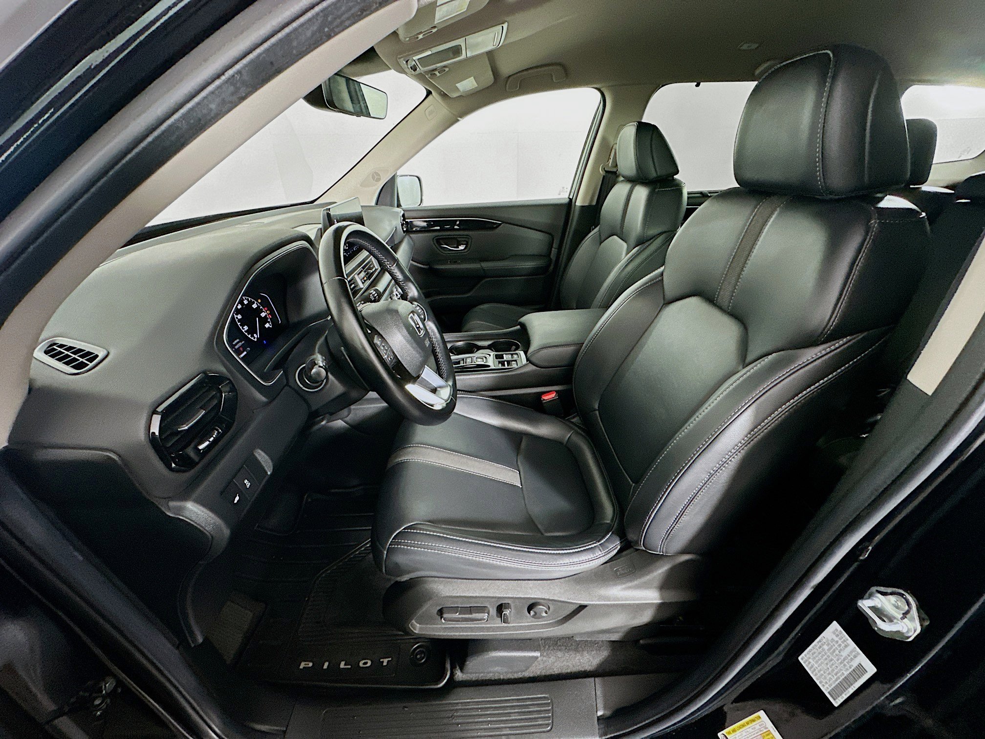 Used 2024 Honda Pilot EX-L image 13