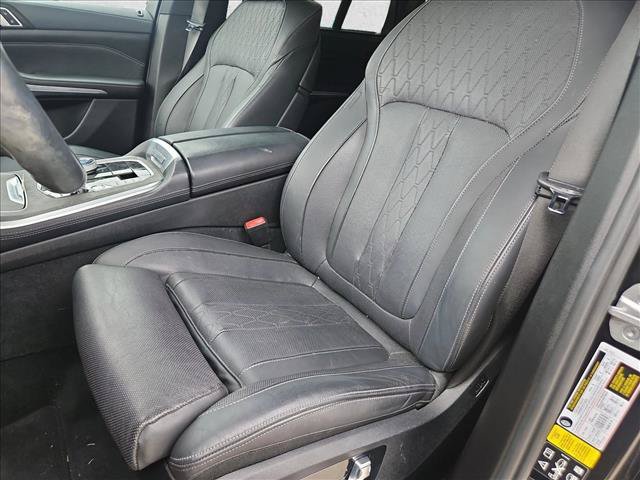 Used 2023 BMW X5 xDrive40i w/ Executive Package AWD/4WD image 13