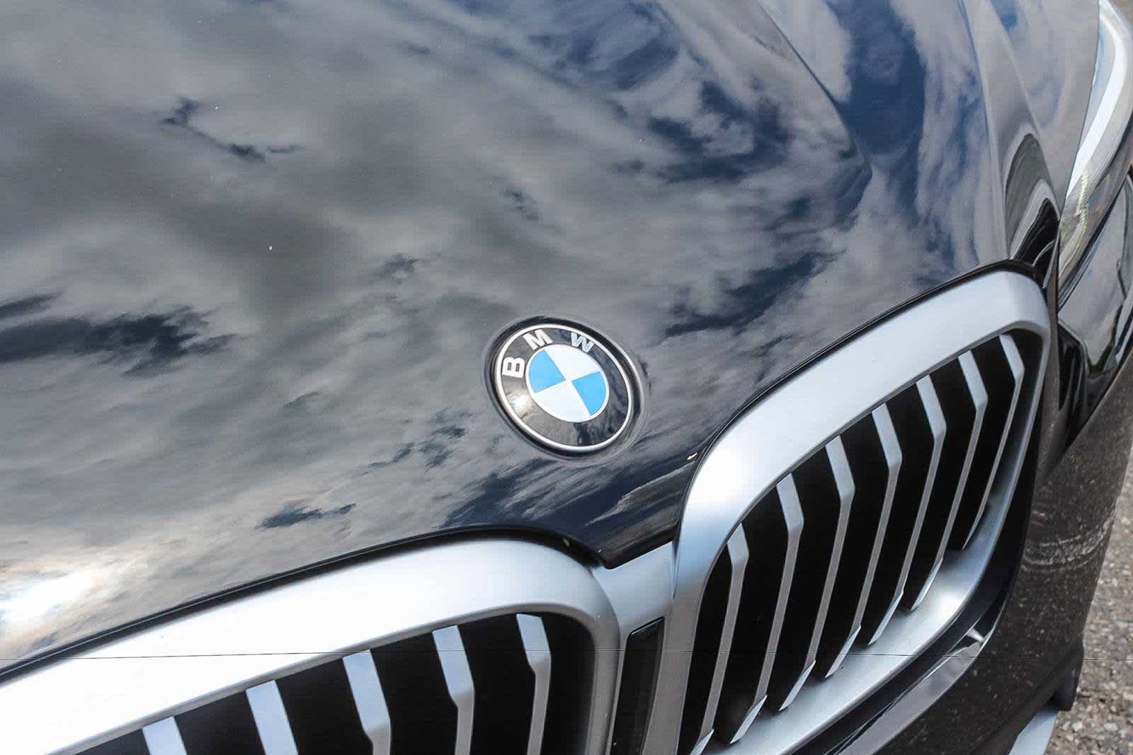 Certified 2023 BMW X3 sDrive30i w/ Premium Package RWD image 11