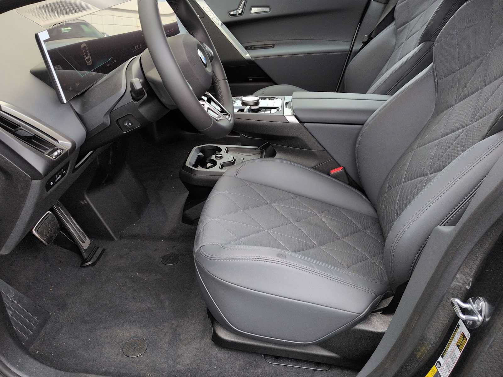 New 2026 BMW iX xDrive45 AWD/4WD image 16