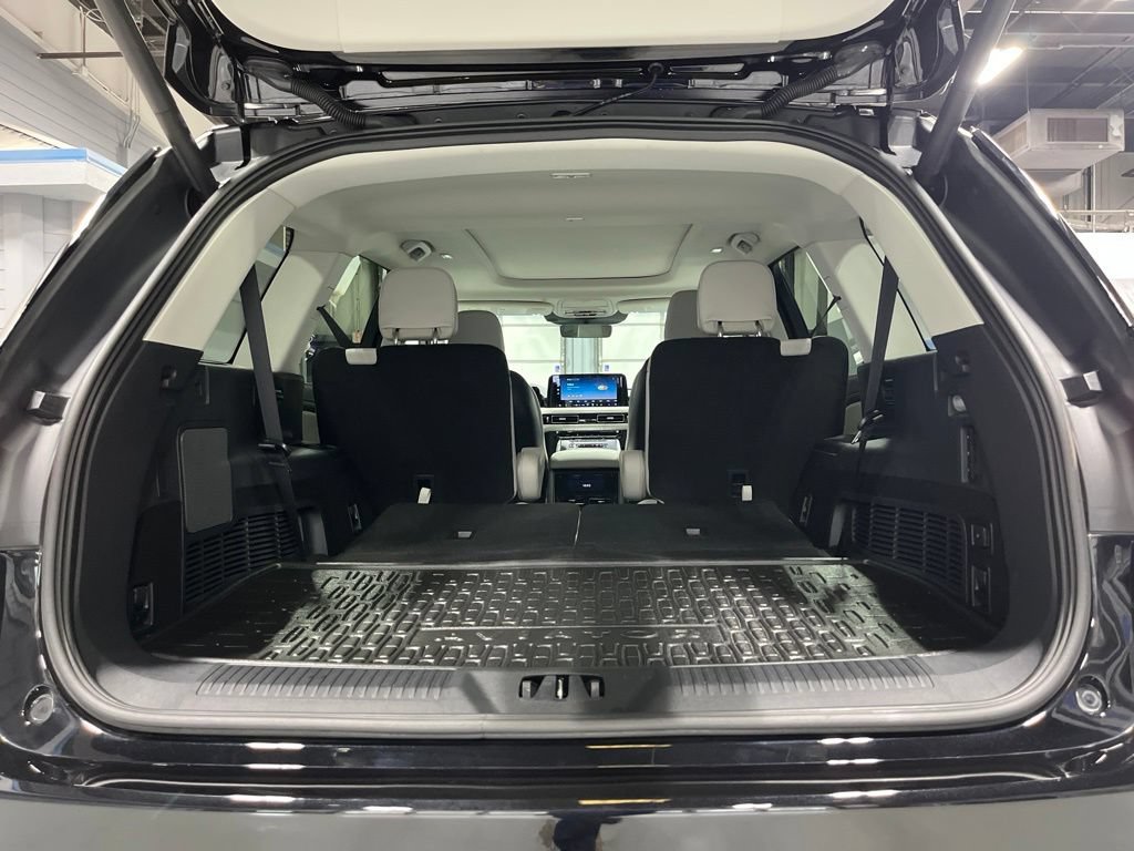 Used 2025 Lincoln Aviator AWD w/ Jet Appearance Package image 43