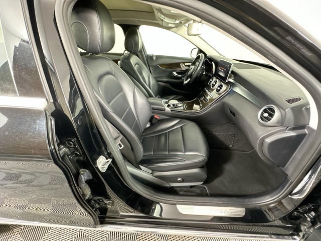 Used 2017 Mercedes-Benz C 300 4MATIC Sedan image 28