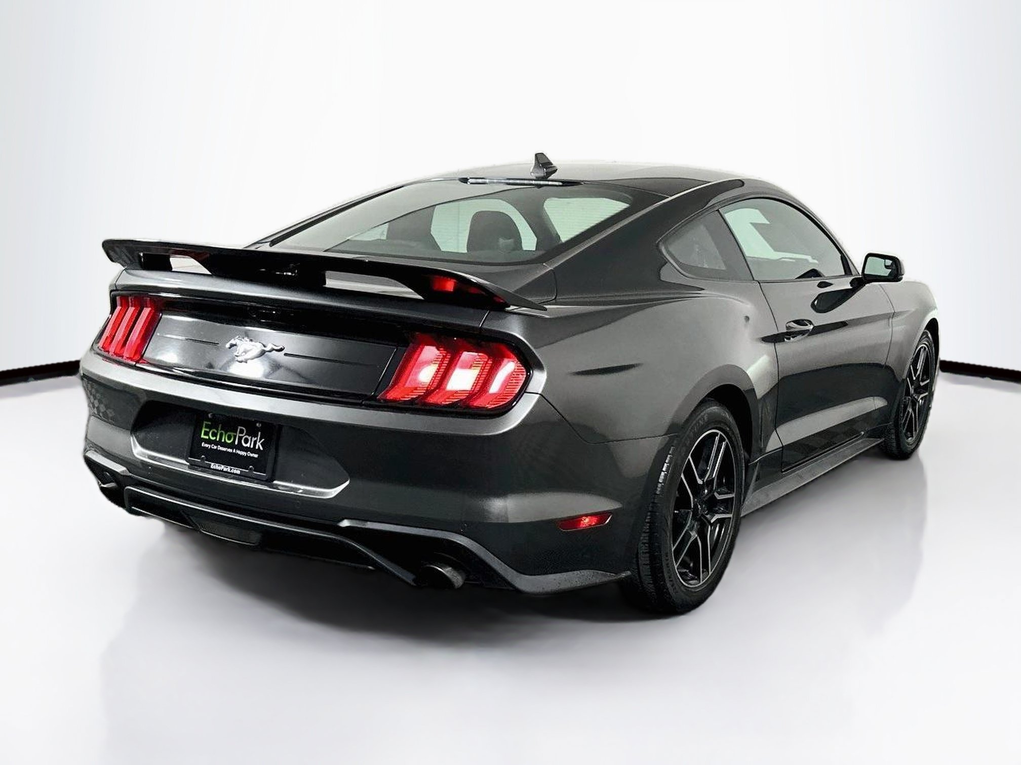 Used 2020 Ford Mustang Premium RWD image 9