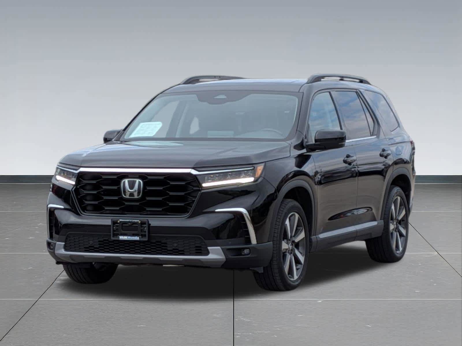 Certified 2023 Honda Pilot Touring image 10