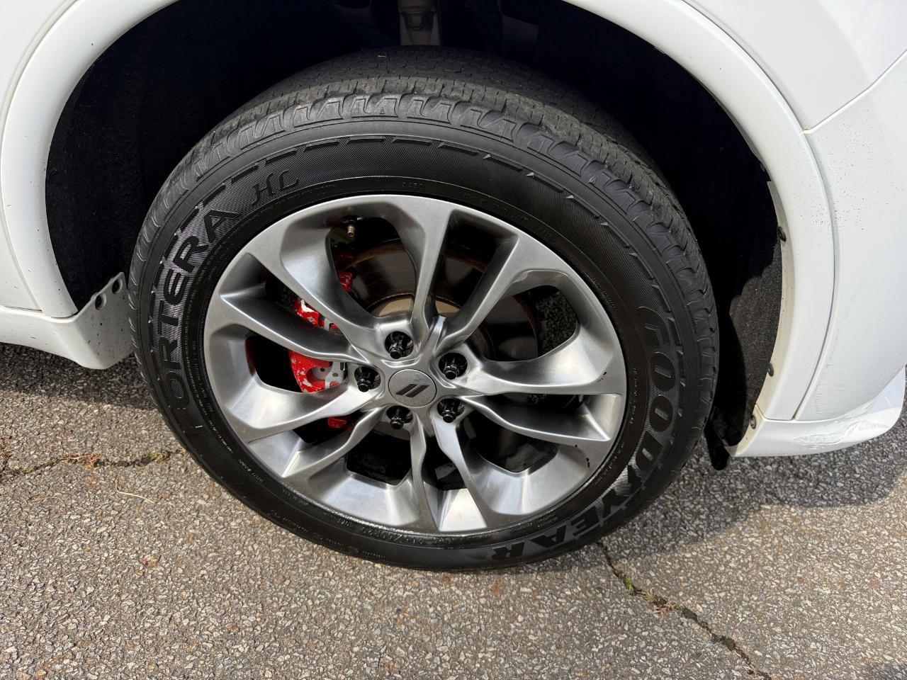 Used 2019 Dodge Durango GT image 30