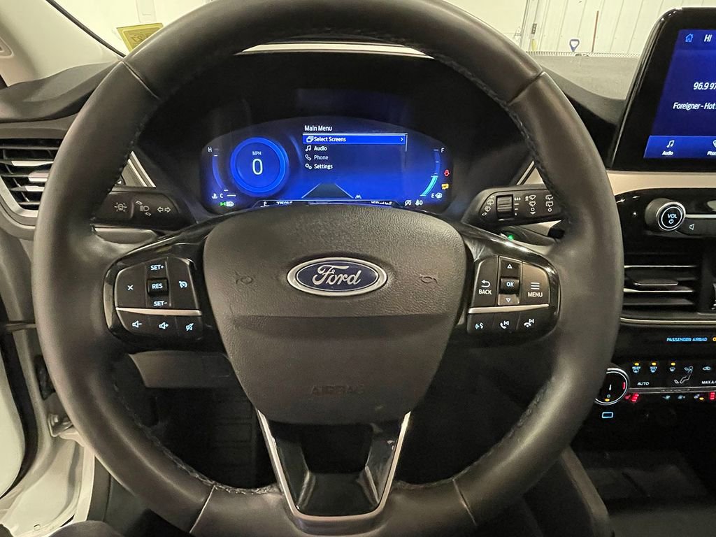 Used 2022 Ford Escape SEL w/ Technology Package image 34