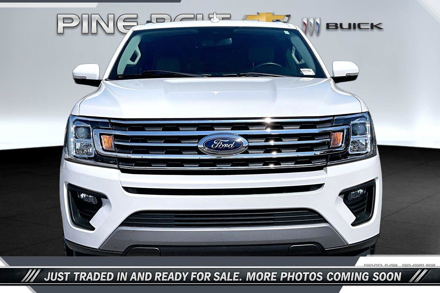 Used 2020 Ford Expedition XLT w/ Equipment Group 201A RWD image 3