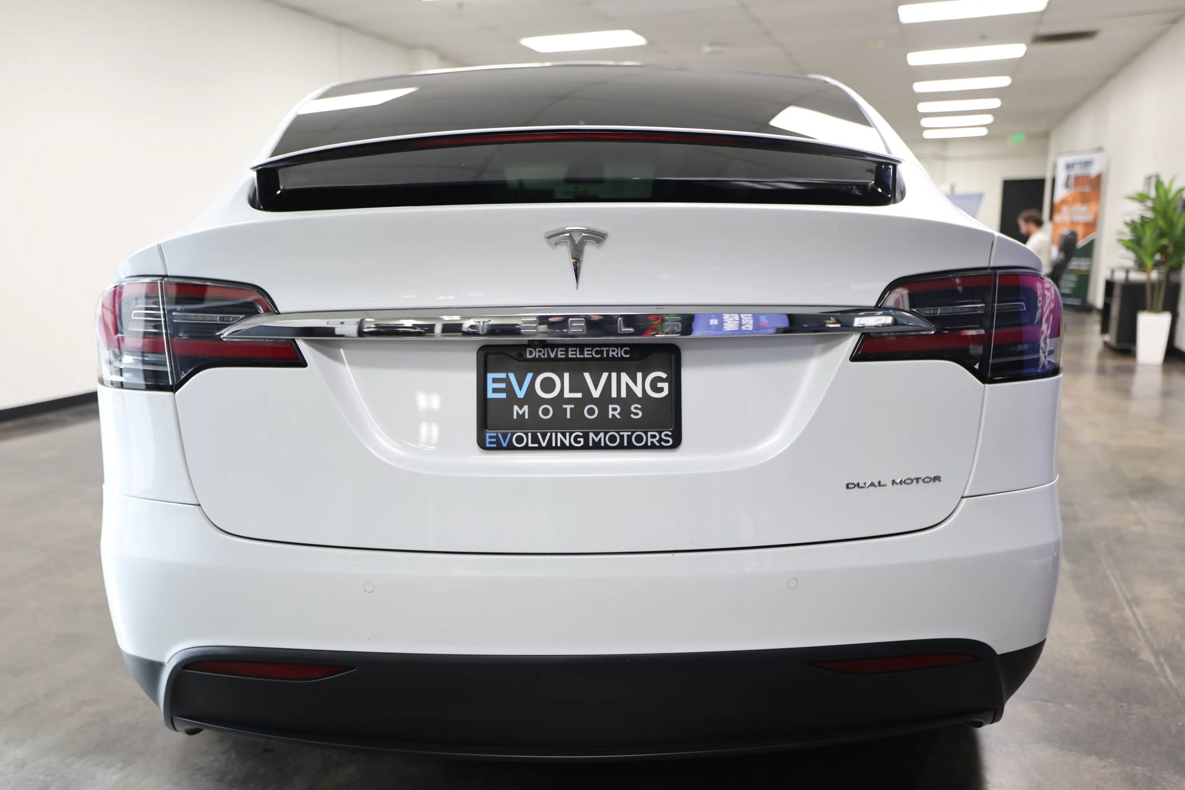 Used 2019 Tesla Model X Long Range AWD/4WD image 9
