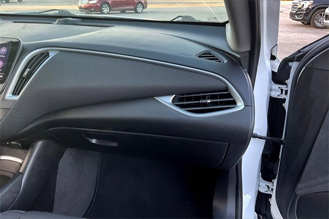 Used 2023 Chevrolet Malibu LT image 26