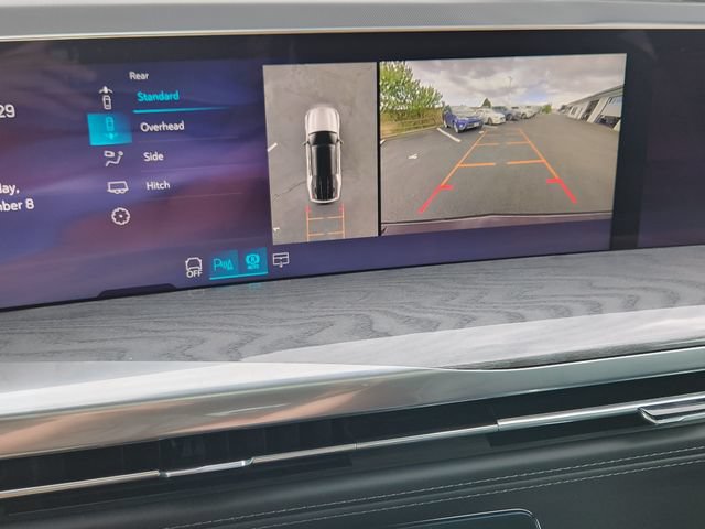 New 2026 Cadillac Escalade IQL Sport 2 AWD/4WD image 16