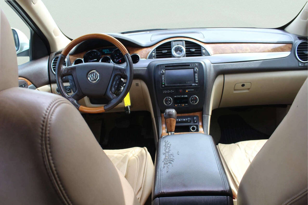 Used 2011 Buick Enclave CXL AWD/4WD image 8