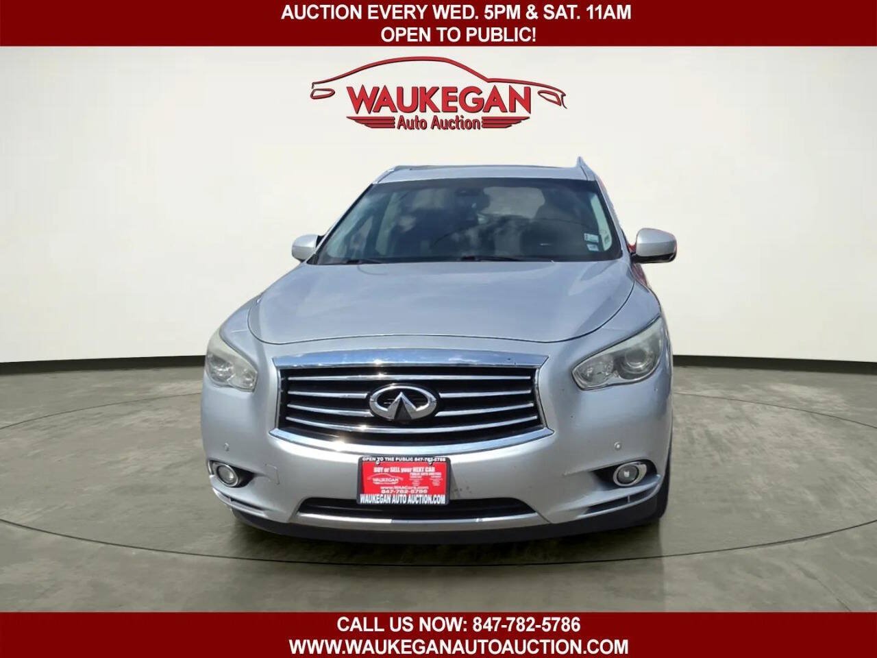 Used 2013 INFINITI JX35 AWD w/ Premium Pkg image 2