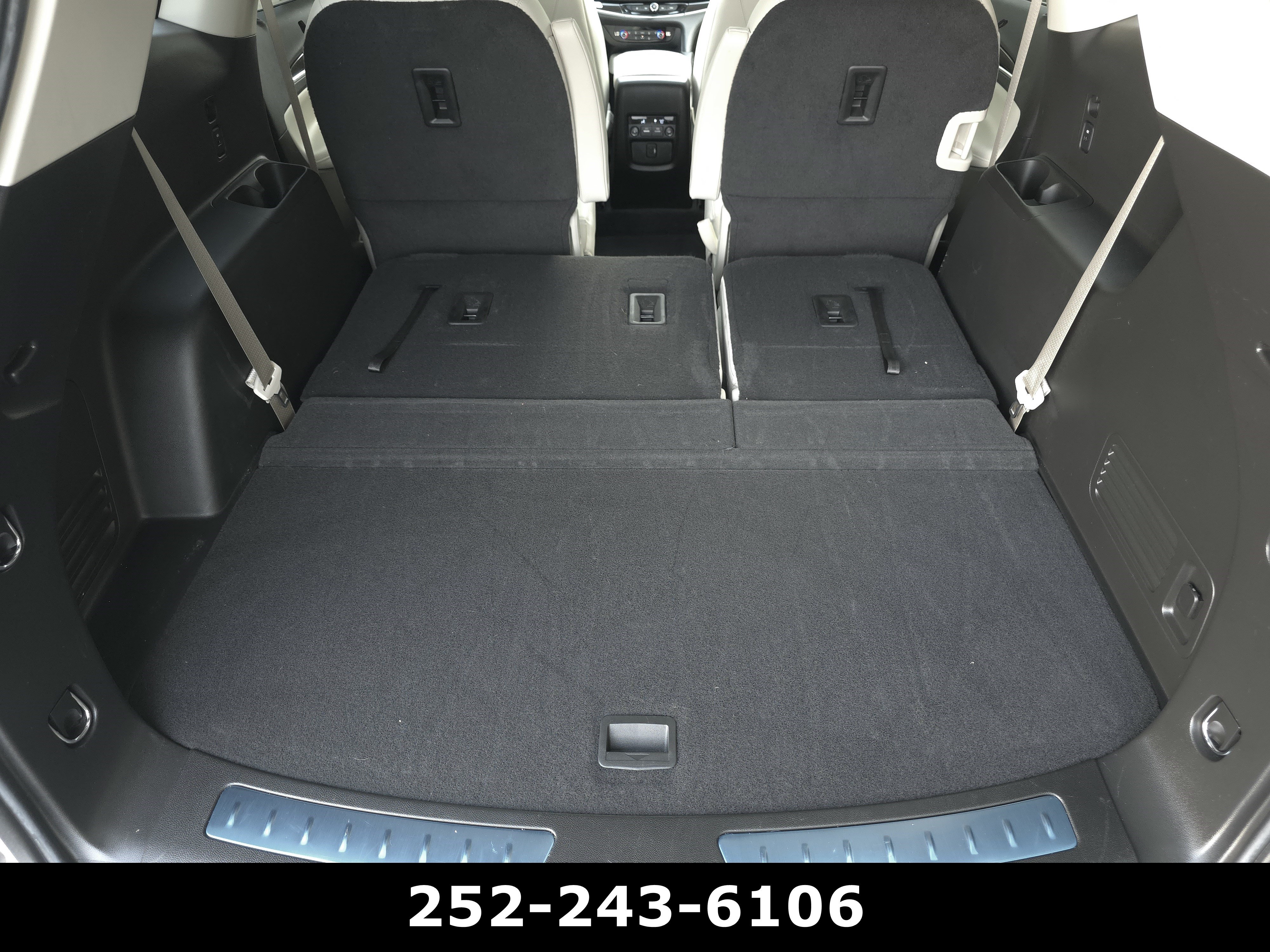 Used 2023 Buick Enclave Essence w/ Experience Buick Package FWD image 37