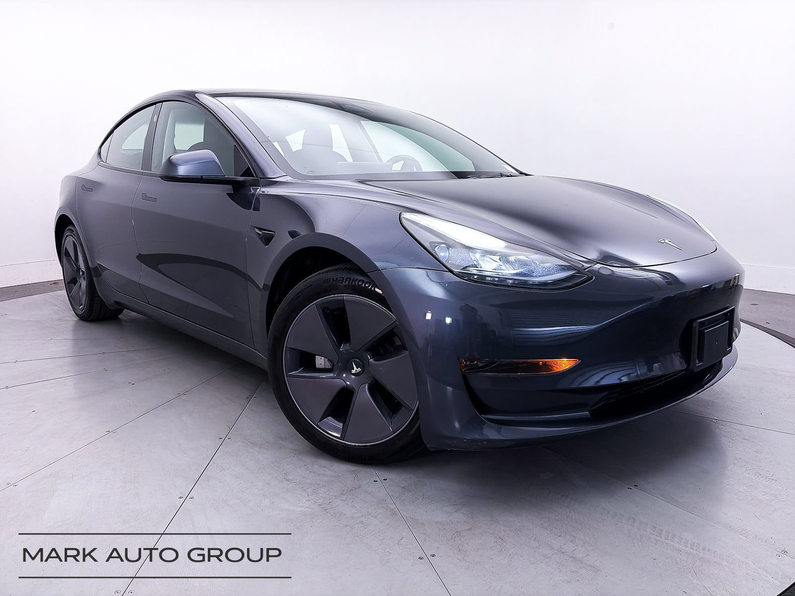 Used 2023 Tesla Model 3 Standard Range RWD video 1
