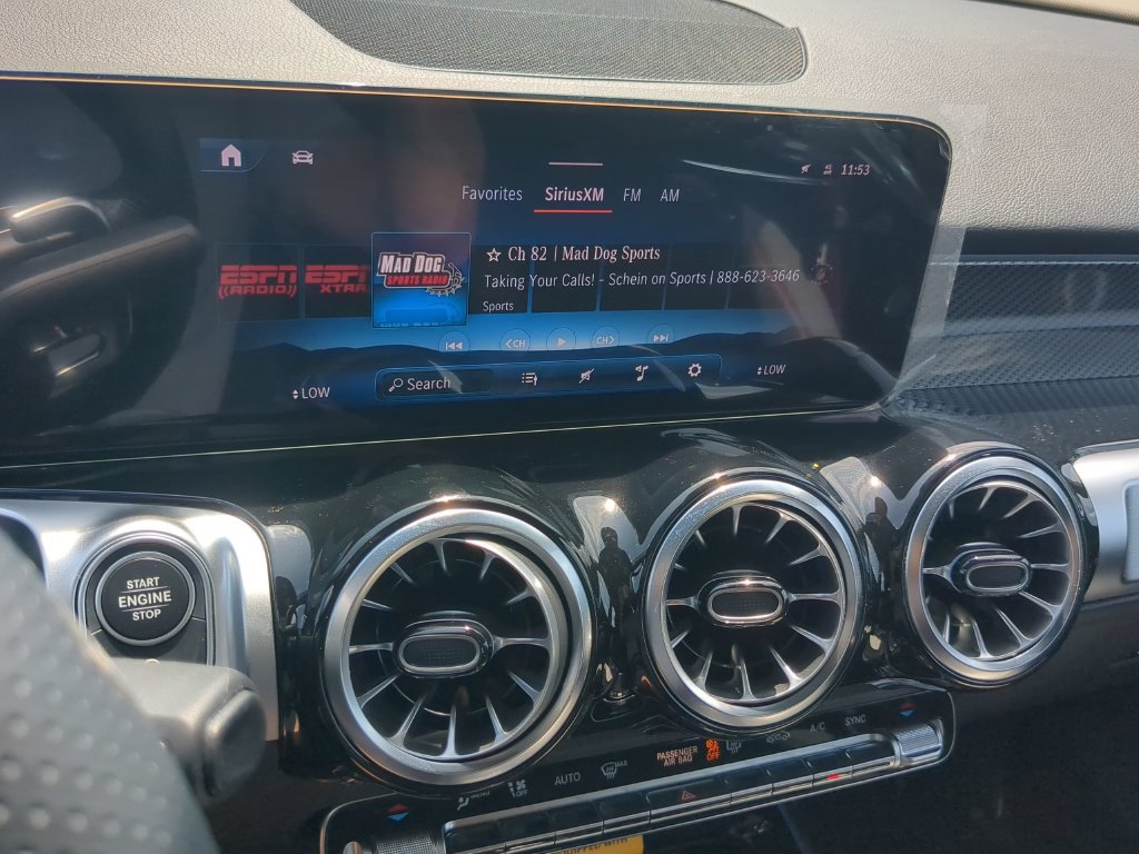 Used 2024 Mercedes-Benz GLB 35 AMG 4MATIC image 6