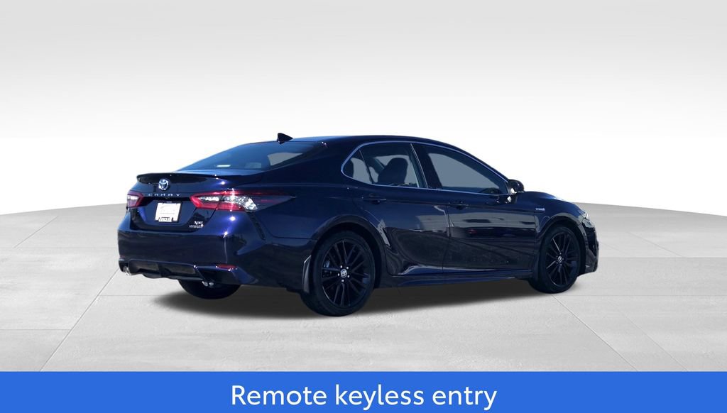Used 2021 Toyota Camry XSE w/ Navigation Upgrade Package FWD image 7