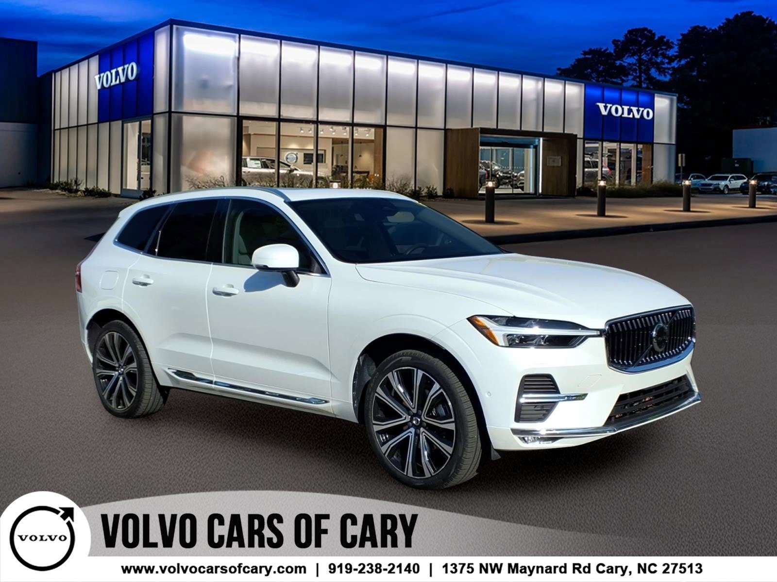 Used 2023 Volvo XC60 B5 Ultimate w/ Climate Package FWD image 1