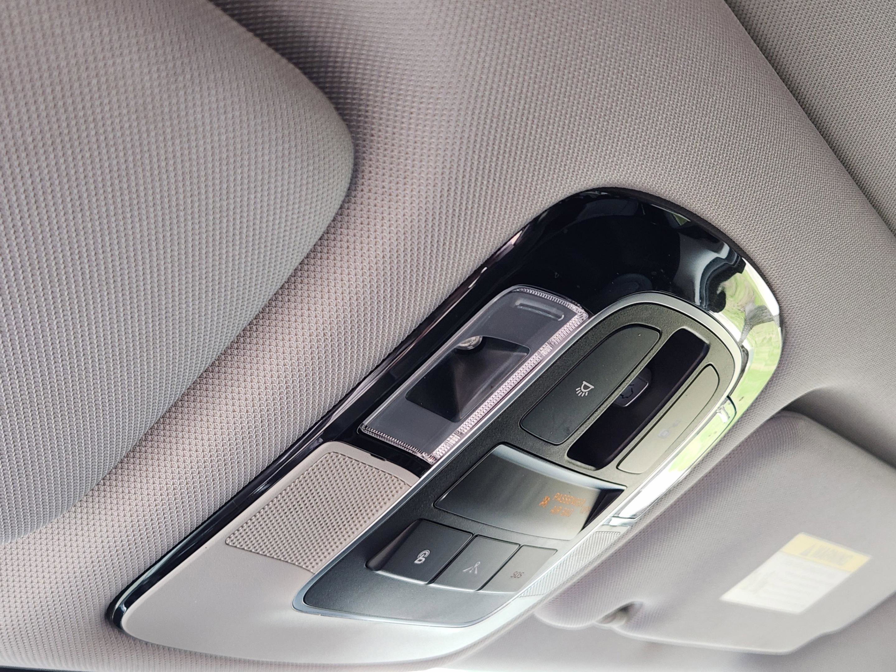 Used 2020 Hyundai Sonata Limited w/ Cargo Package FWD image 23