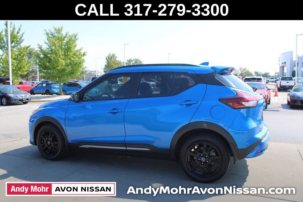 Used 2023 Nissan Kicks SR w/ SR Premium Package FWD image 4