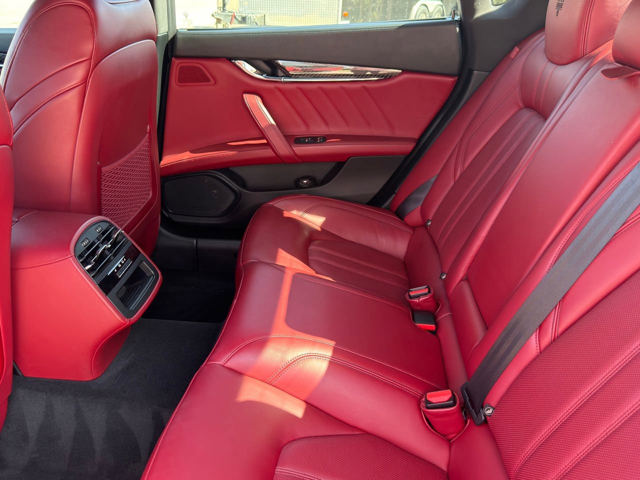 Used 2020 Maserati Quattroporte S GranSport Q4 AWD/4WD image 33