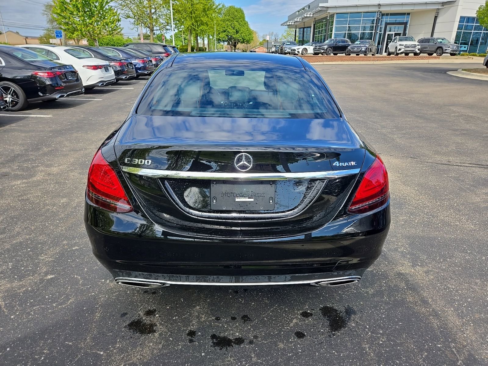 Certified 2021 Mercedes-Benz C 300 4MATIC Sedan image 4
