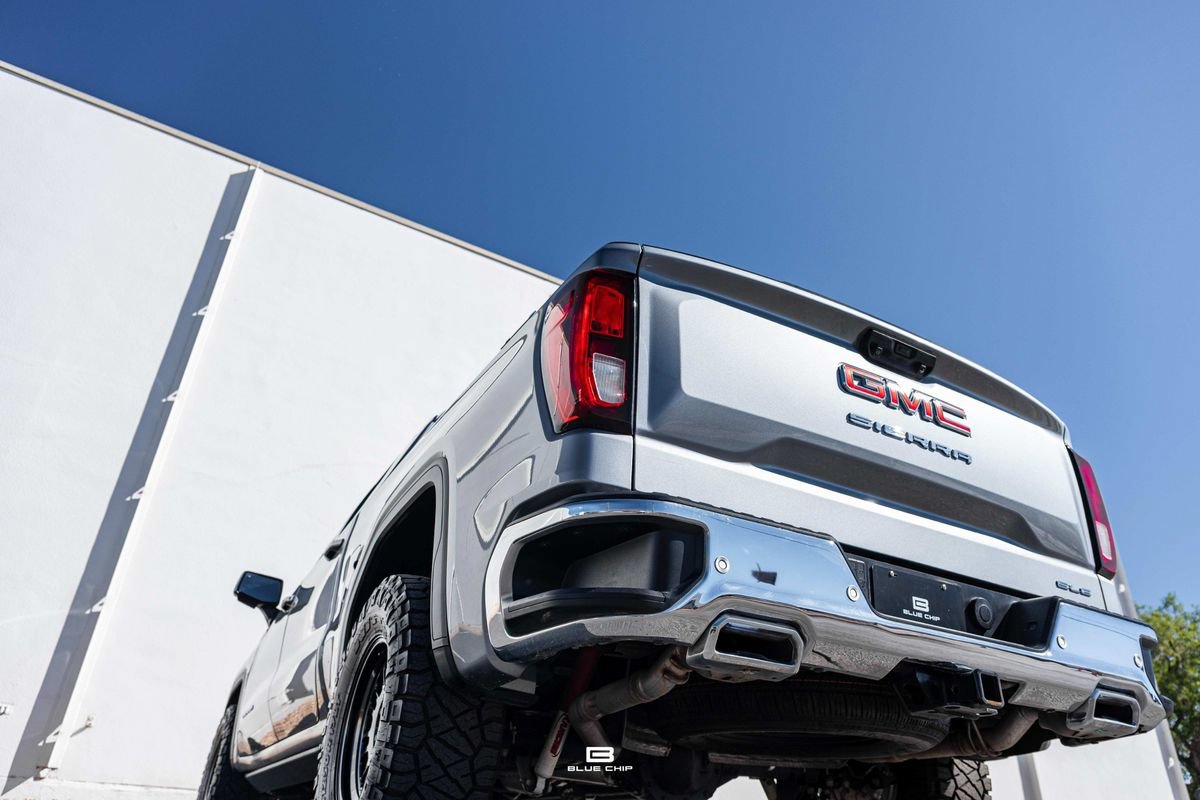 Used 2025 GMC Sierra 1500 SLE w/ X31 Off-Road Package AWD/4WD image 37