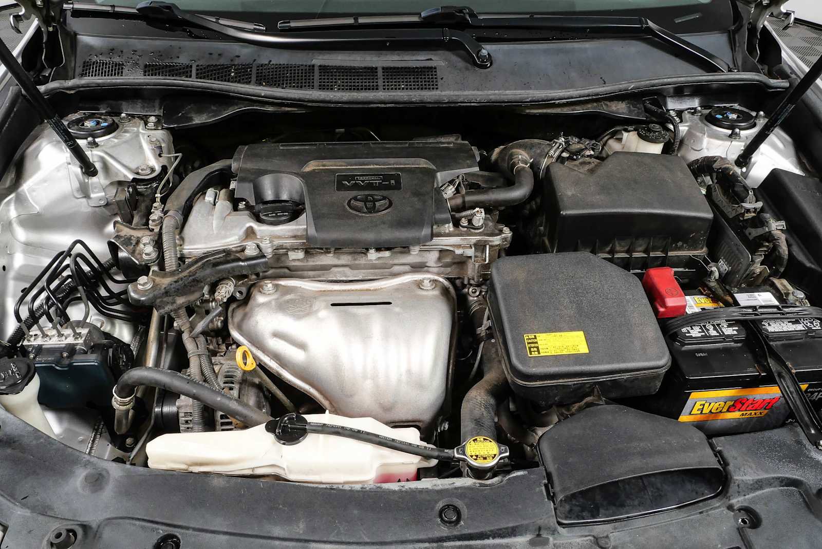 Used 2012 Toyota Camry SE FWD image 31