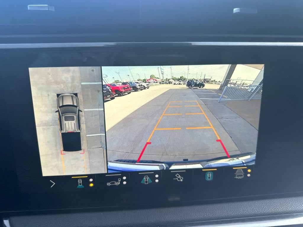 Used 2022 GMC Sierra 1500 AT4 w/ AT4 Premium Package AWD/4WD image 19
